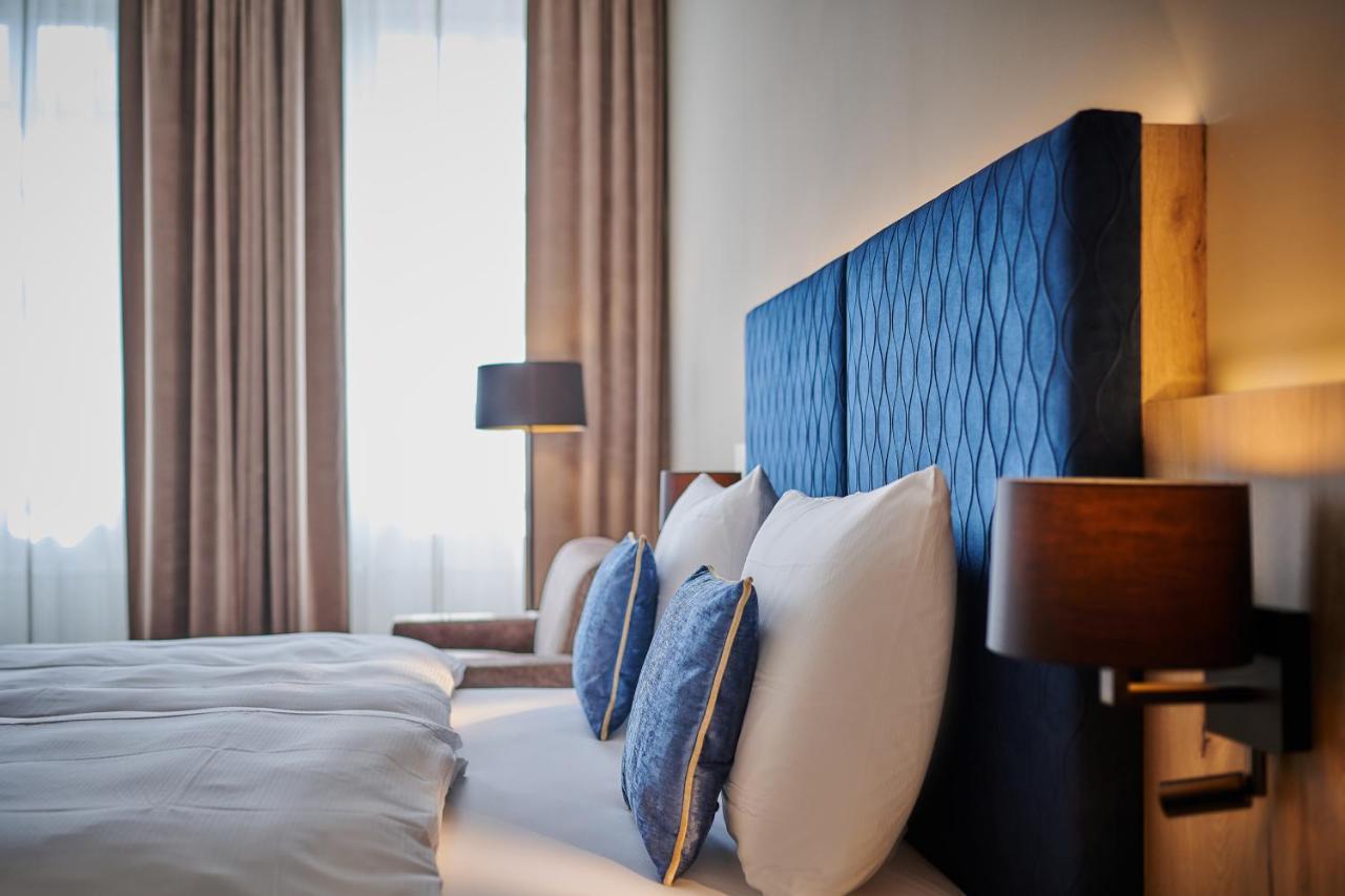 Hotel Zur Post Altoetting 外观 照片