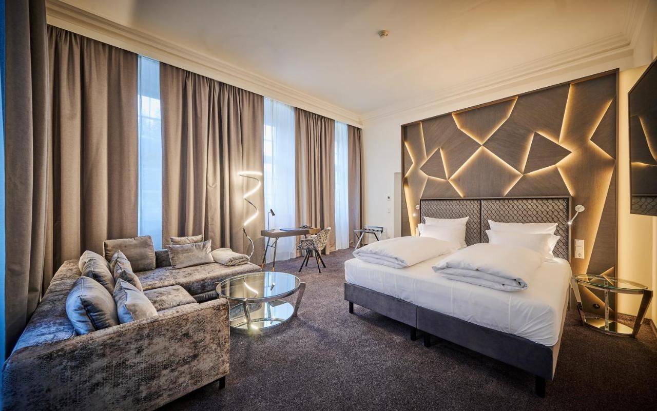 Hotel Zur Post Altoetting 外观 照片