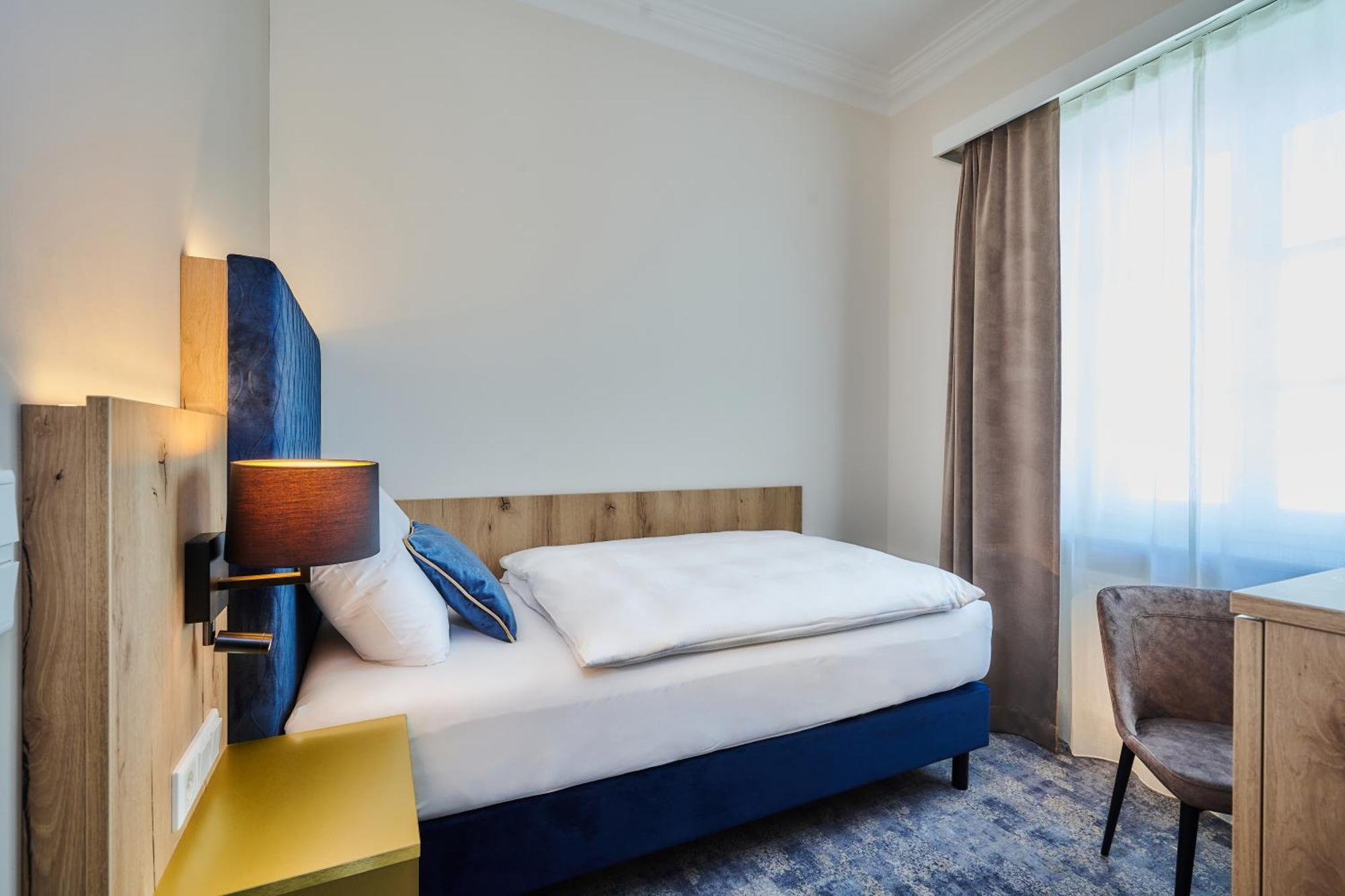 Hotel Zur Post Altoetting 外观 照片
