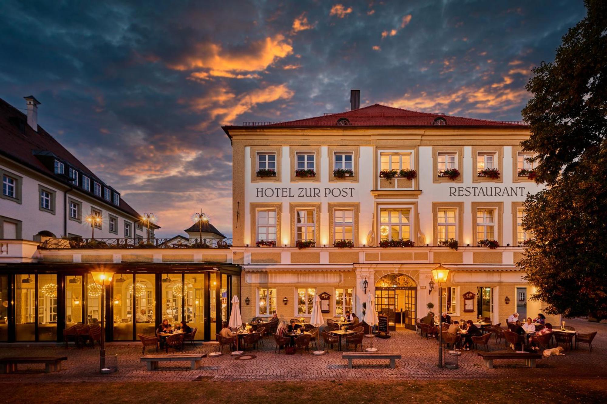 Hotel Zur Post Altoetting 外观 照片